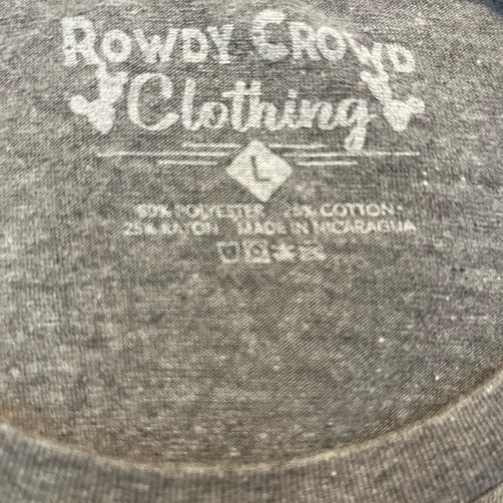 Rowdy Crowd Gray Highland Cow Tee - Picture 3 of 3